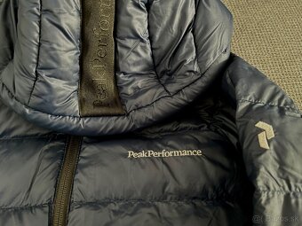 Detska zimna bunda BUNDA PEAK PERFORMANCE veľ. 160 - 2