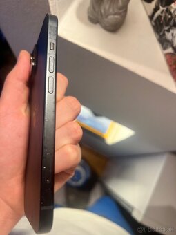 iphone 15 128GB Batéria 88% - 2