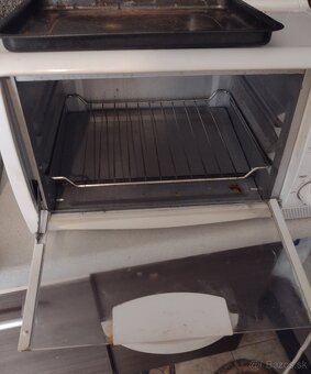 Predám Malá elektrická rúra - 2