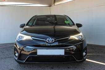 329- Toyota, Avensis, 2015, nafta, 1.6 D-4D Business, 82kw - 2