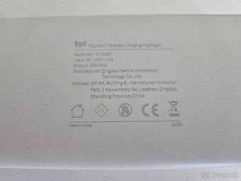 Yeelight Wireless Charging Nightlight - 2