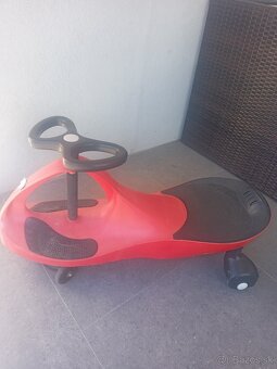 Odrážadlo gravitačné s LED kolieskami - 2