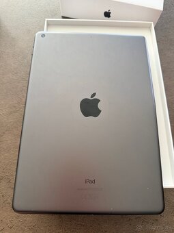 Predám iPad 8. generácie, 32 GB, Wi-Fi - 2
