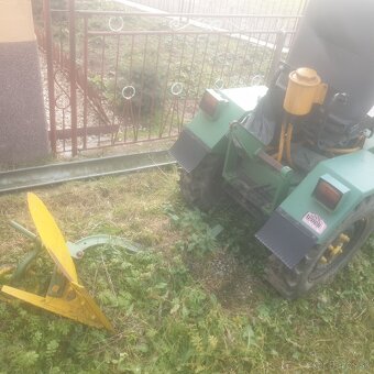 Predam minitraktor a vratok na oranie - 2