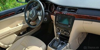 Škoda Superb combi 3,6 V6 FSI 4x4 - 2