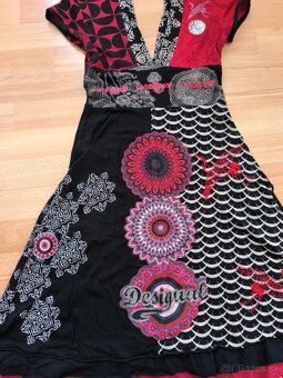 Desigual šaty - 2