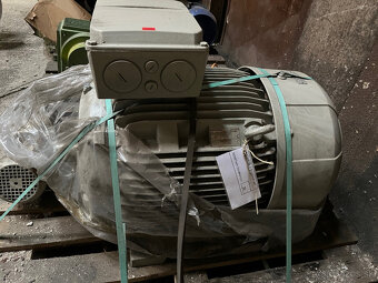 elektromotor 55kw - 2