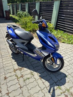 Yamaha Aerox 50 - 2