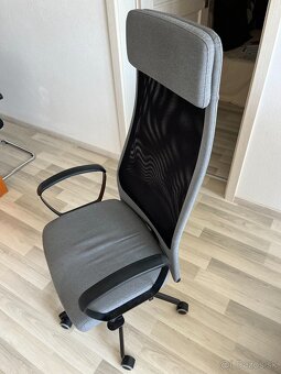IKEA MARKUS - 2