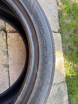 Dunlop Sport Maxx RT2 235/45/ZR18 98Y - 2