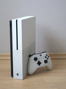 Xbox One S 1T - 2