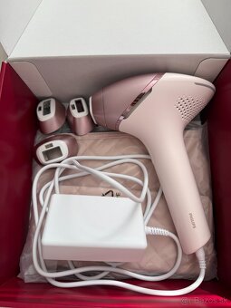 Philips Lumea IPL 9900 BRI 977/00 - 2