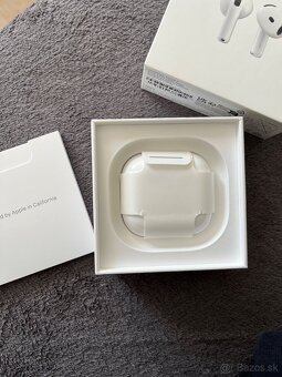 Apple AirPods 4 - 2