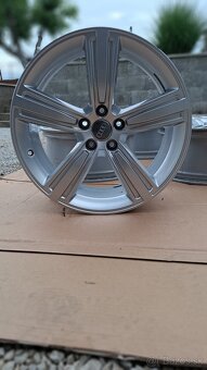 Predám original sadu kolies Audi 5x112R19, E-8,0Jx19H2, ET32 - 2