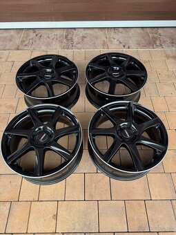 Sada 4x ALU diskov Dezent rozteč 5x112 66,6+krúžky 57,1 - 2