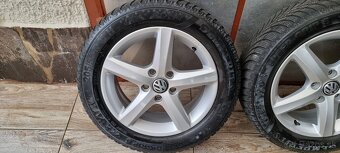 Predám zimné pneumatiky na VW elektronoch 5x112 r16 205/55 - 2