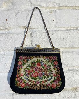 Elegantná vintage vyšívaná kabelka c4 - 2