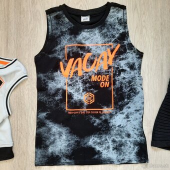 Chlapčenské tričká- tielka a kratase veľ. 146/152 - 2