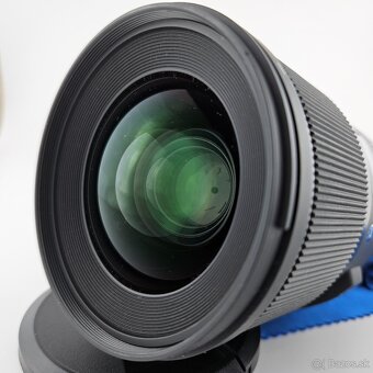 Sigma 28mm f/1.4 Art - 2