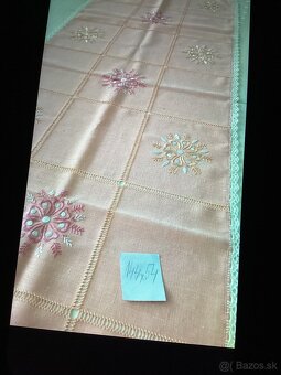 Prestieranie na dlhy stol - 2