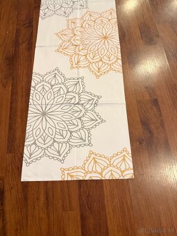 Luxusná štóla na stôl 2 kusy nové - 2