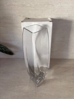 Sklenená váza - 2