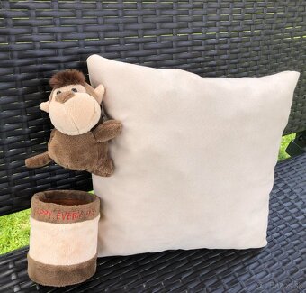 Darčeky pre deti - vankúš, plyšové hračky .... - 2