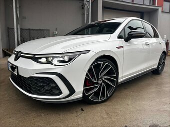 Volkswagen Golf GTI - 2