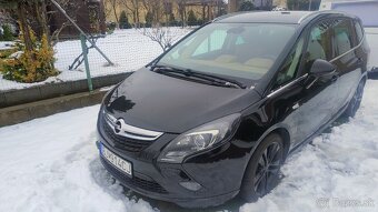 Predám Opel Zafira Tourer nepojazdné - 2