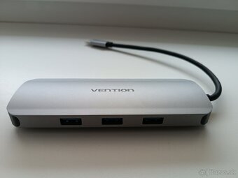 9 v 1 USB-C dokovacia stanica - 2