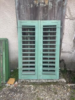 Nastavitelne drevene okenice - 2