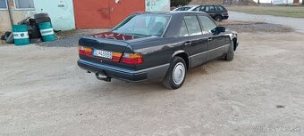 Mercedes W124 230E - 2