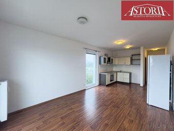 Bright 3 - room Apartment with 2 Balconies | Walking Distanc - 2