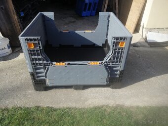 Skladacie plastové palety - 2