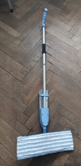 Mop s rozprašovačom vody - 2