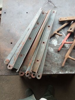 Predám diely na vlečku. - 2