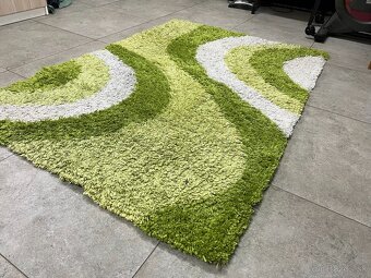 Zelený koberec 120 x 170 cm - 2