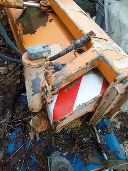 zametacie  metly na malotraktor - 2