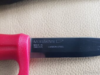nový Švédsky nožík MORAKNIV - 2