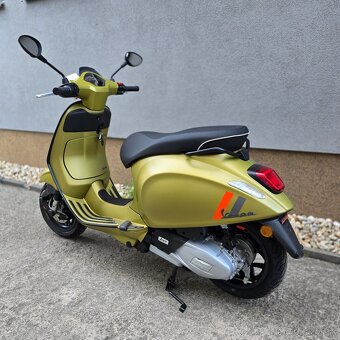 Vespa Sprint 125 S - 2