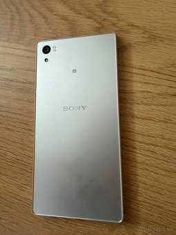 Sony Xperia Z5 (E6653) - 2