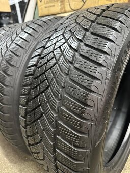 Zimné pneumatiky Goodyear 225/50R17 - 2