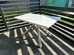 Dizajnový stôl - 2