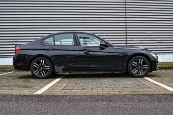 BMW Rad 3 320d xDrive Sport Line A/T. - 2
