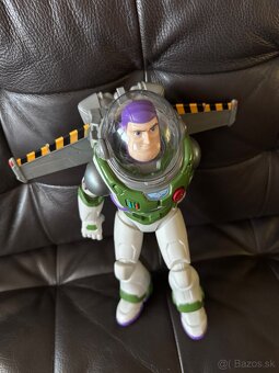 BUZZ LIGHTYEAR - 2