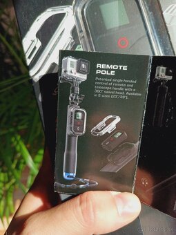 Selfie tyč s krytom na ovládač GoPro hero - 2