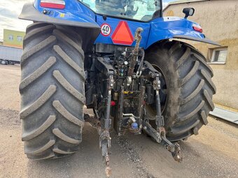 Zemědělský traktor New Holland T8.390 rok výroby 2013 7800 m - 2