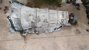 Predám automatickú prevodovku z BMW e32 740IL - 2