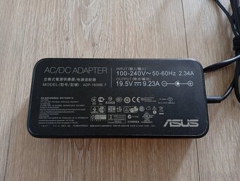 Asus adaptér 180W + Pc na súčiastky zdarma - 2
