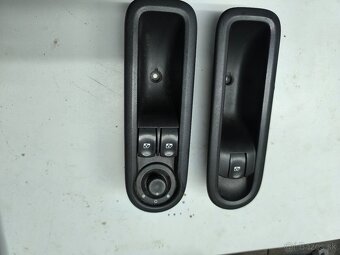 rozpredam renault clio 2011 - 2